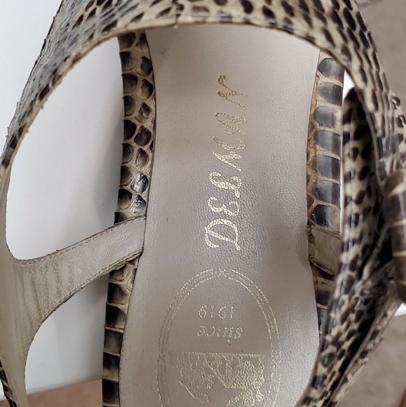 Delmar thong snakeskin sandals - Picture 4 of 5